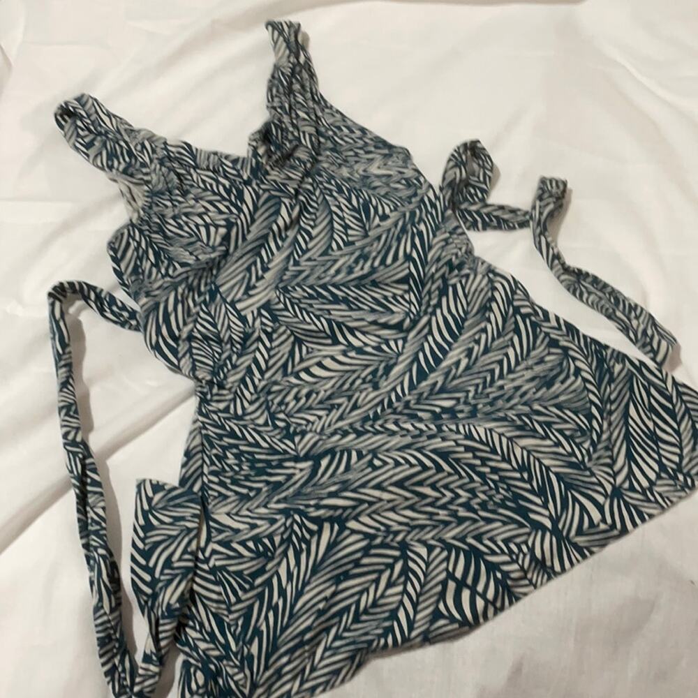 Banana Republic S teal/taupe wrap tie tank tropical jungle vibes print like
new